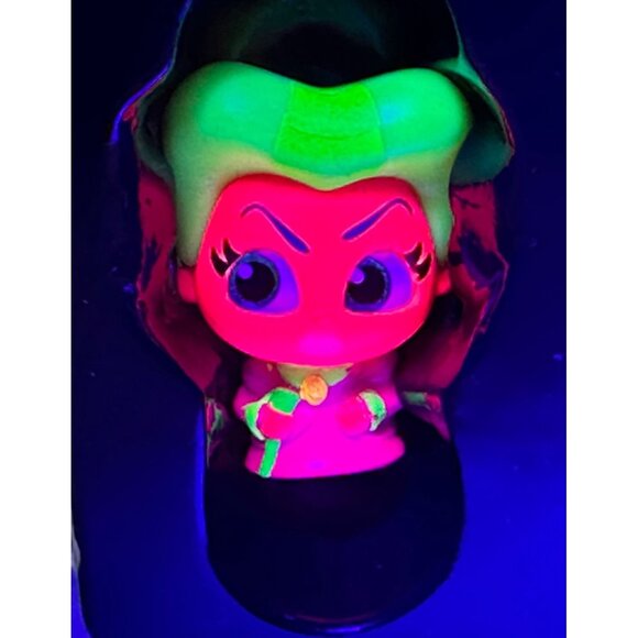 Disney Doorables Blacklight VILLAINS LADY TREMAINE Glows Cinderella NEW SEALED - Picture 13 of 15
